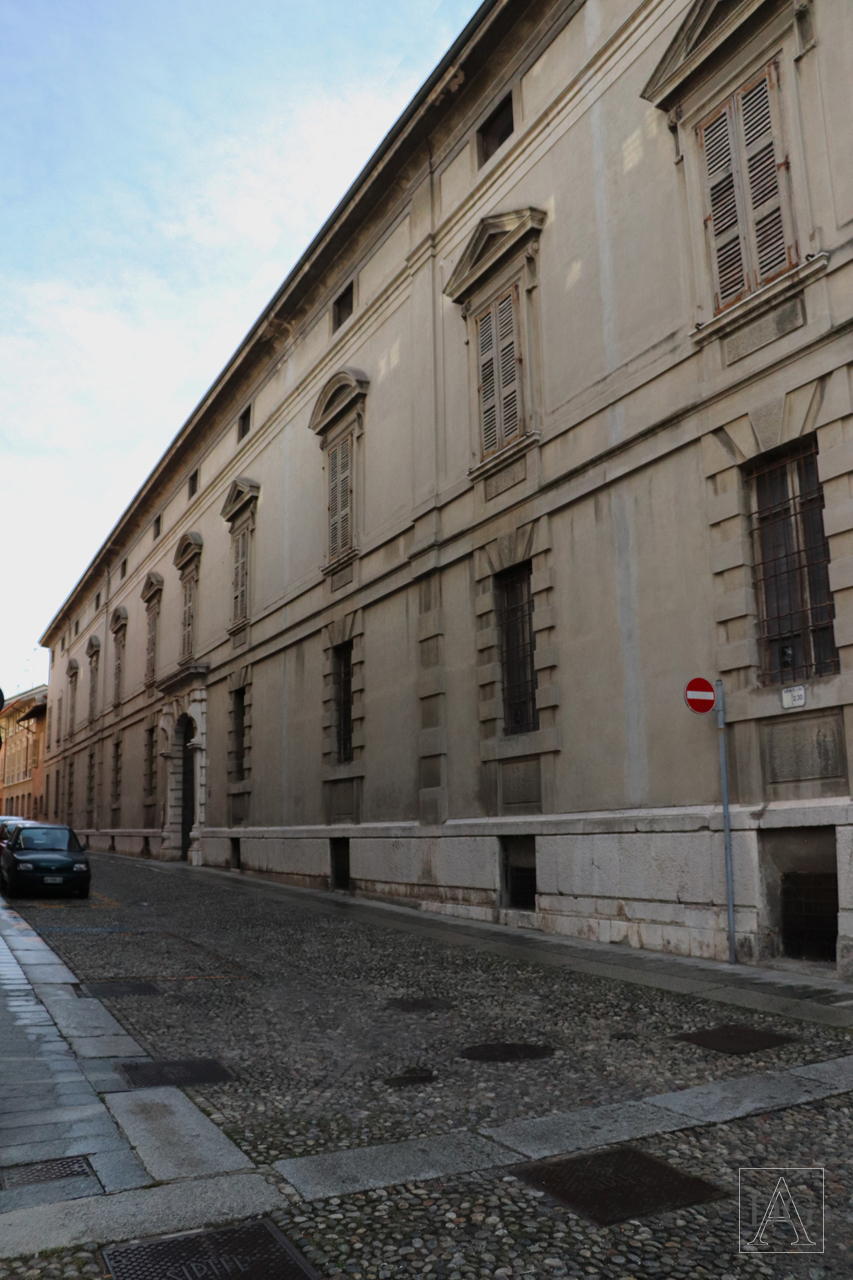 Palazzo Schinchinelli-Martini (palazzo, nobiliare) - Cremona (CR)  (XIX)