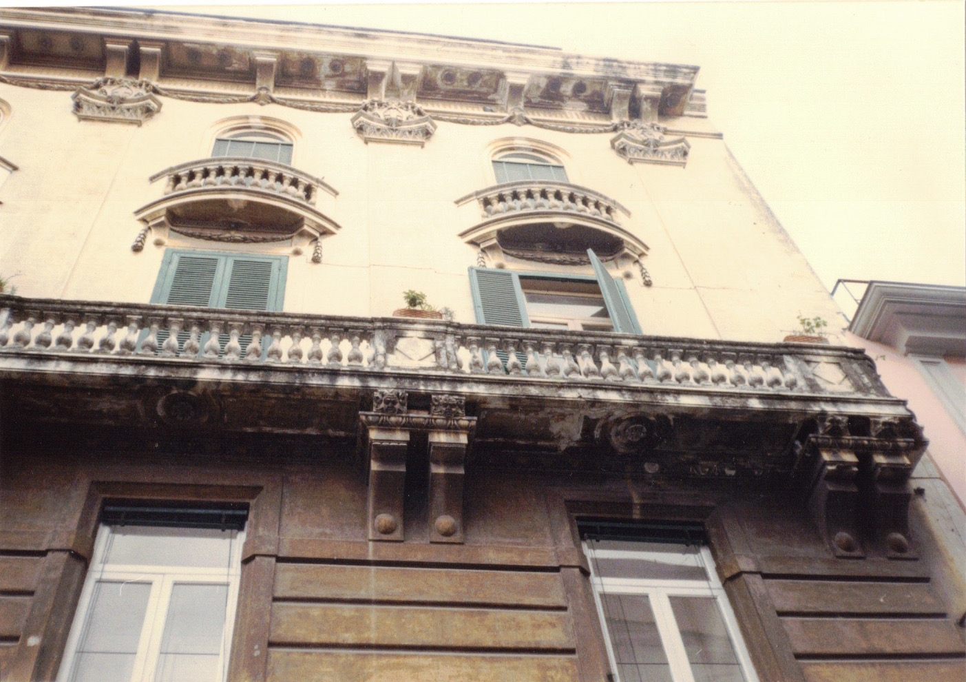 Palazzo Sallusto (palazzo, civico) - Nola (NA)  (NR)