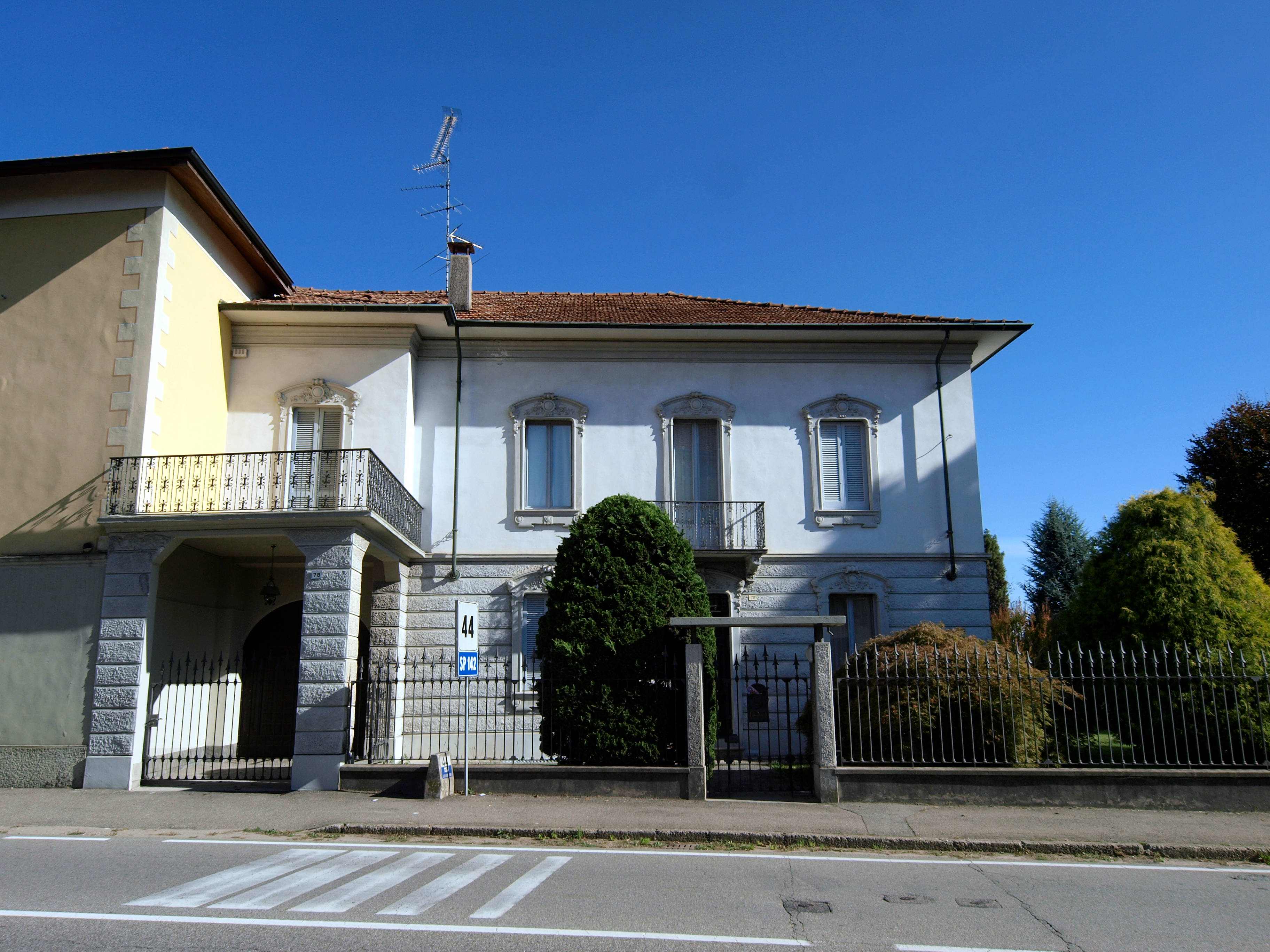 Villa Travaini (villa) - BORGOMANERO (NO) 