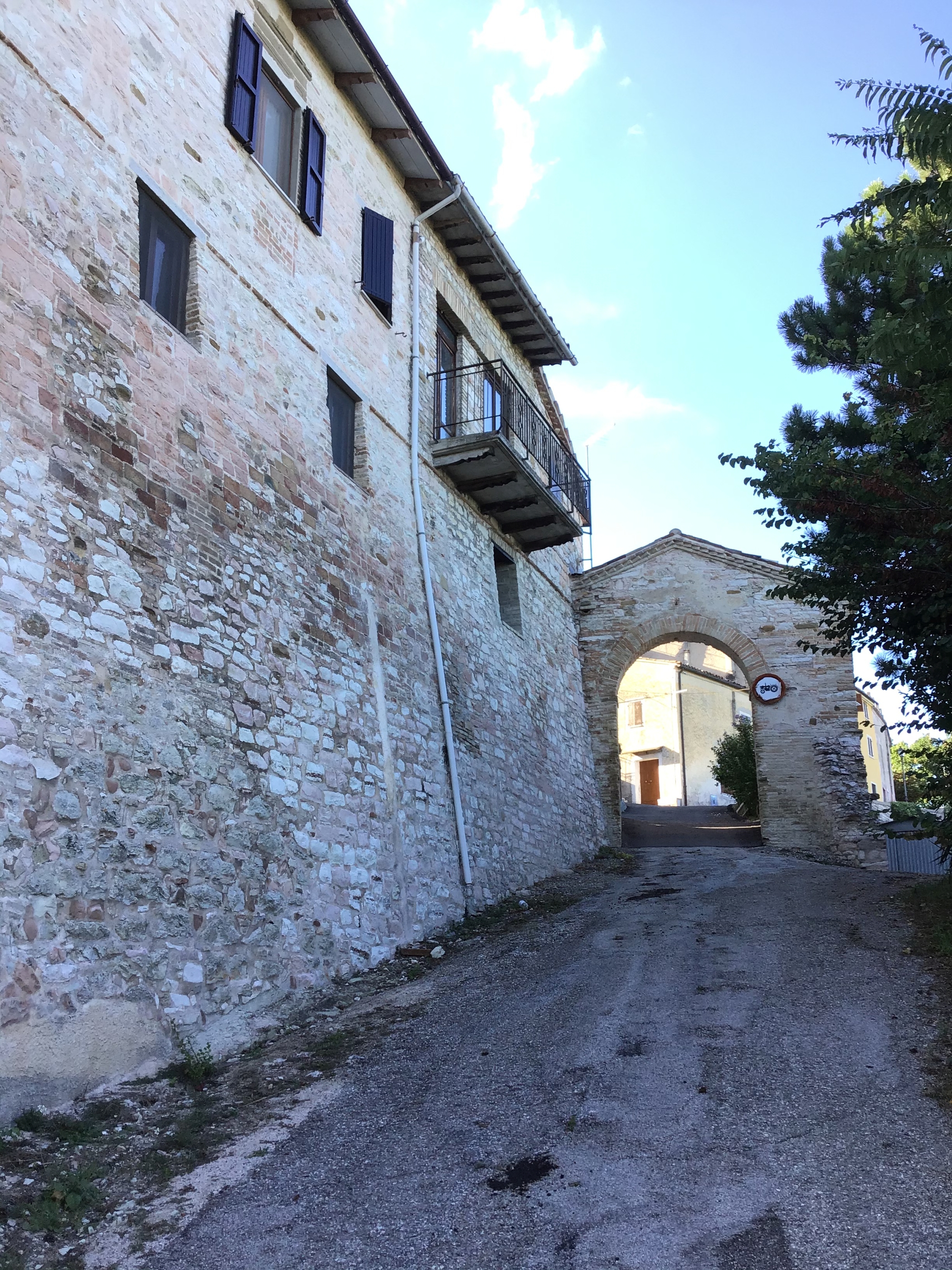 Mura urbiche (mura, urbiche) - Pergola (PU) 