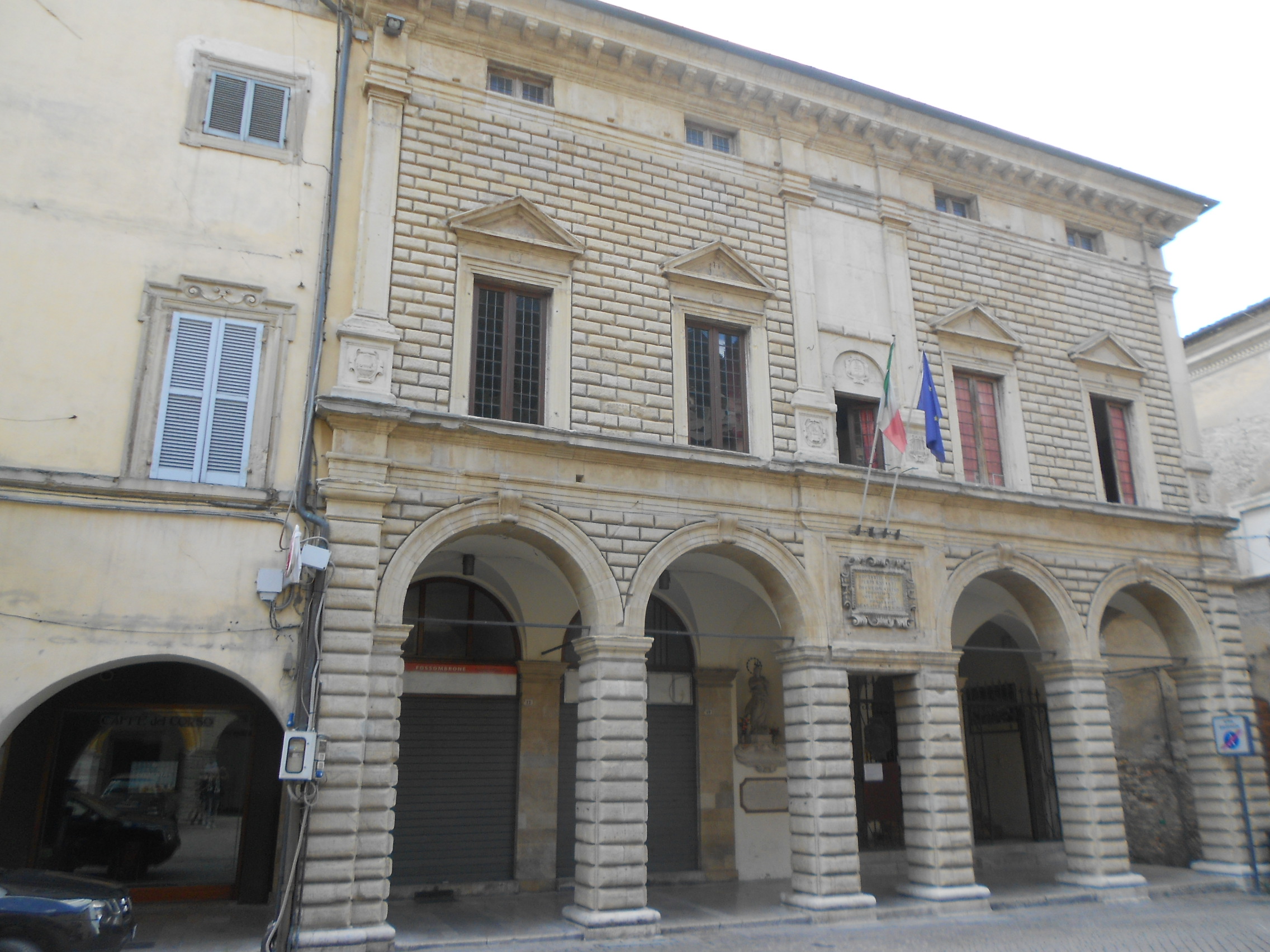 Palazzo del Comune (palazzo, signorile) - Fossombrone (PU)  (XVI)