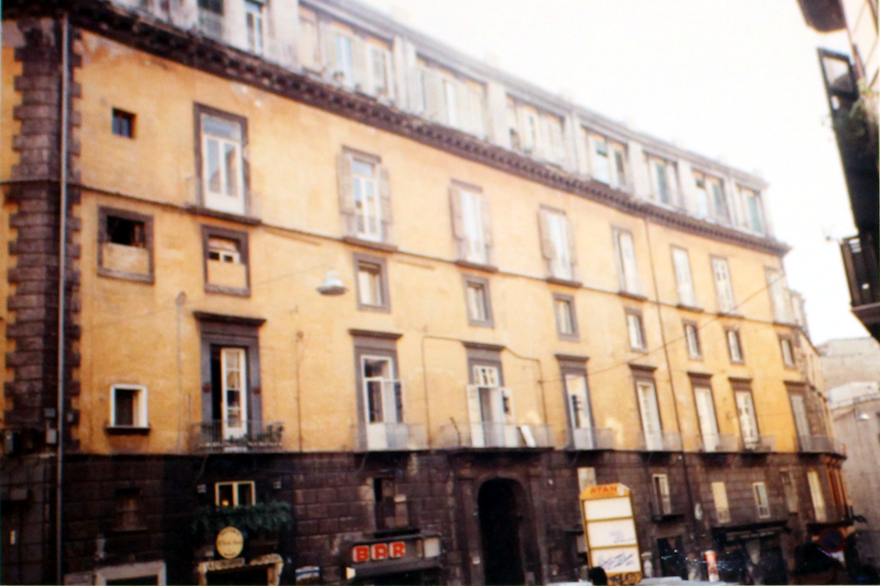 Palazzo in Calata Trinità Maggiore n. 4 (palazzo, civico) - Napoli (NA) 