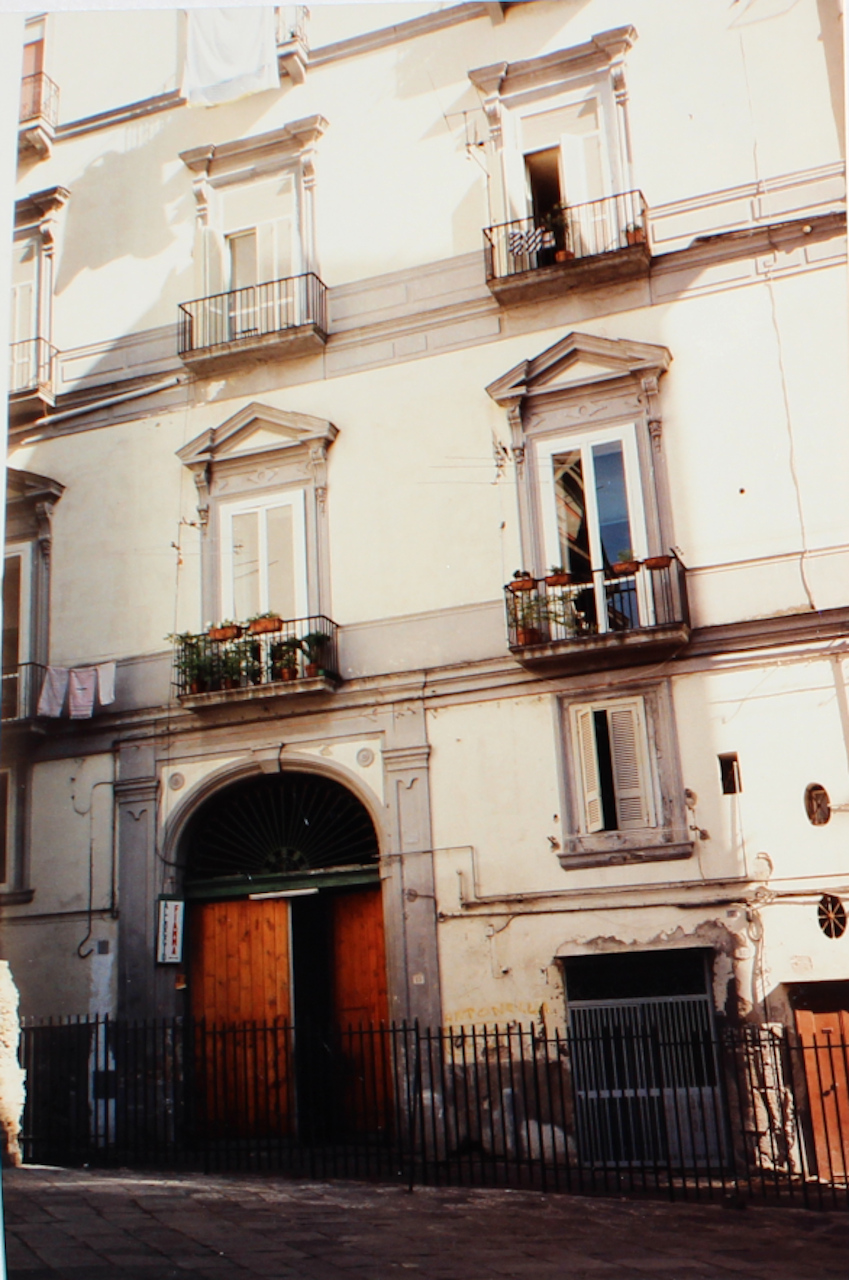 Palazzo in via Francesco del Giudice n. 13 (palazzo, civico) - Napoli (NA) 