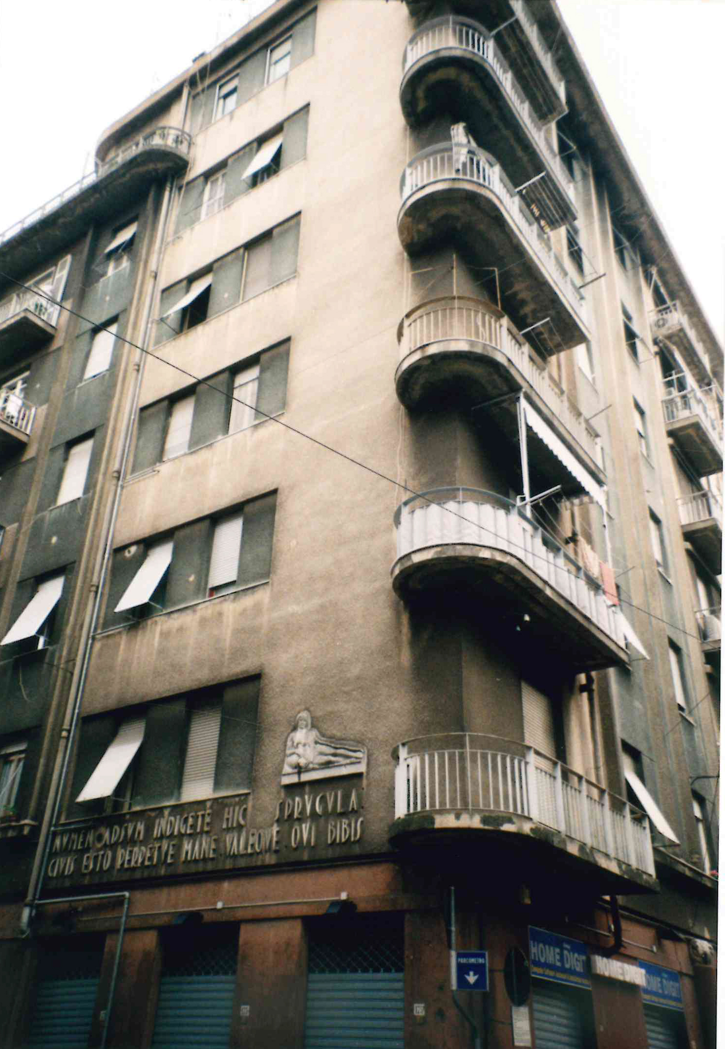 EDIFICIO RESIDENZIALE (edificio, residenziale) - La Spezia (SP)  (XX)