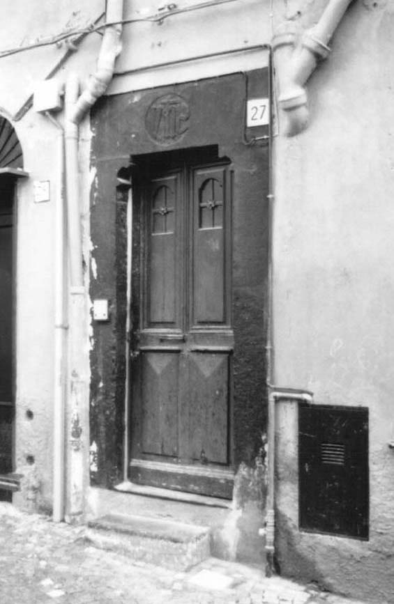 [Casa privata in via Littardi, 27] (casa, privata) - Taggia (IM)  (XIV)