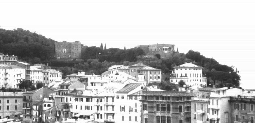 Castello incorporato in uno dei castelli Guarino (castello, difensivo) - Sestri Levante (GE)  (XX)