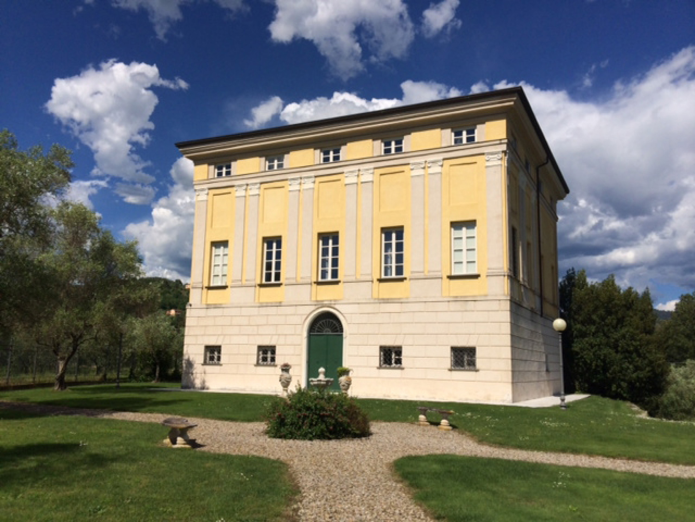 Palazzo degli spiriti (villa, rurale) - Sarzana (SP)  (XIX, inizio)