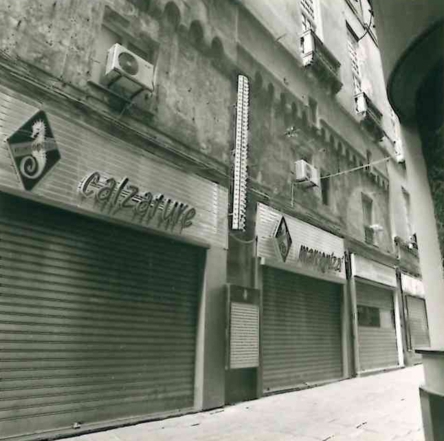 Palazzo con resti di loggia (casa, a schiera) - Genova (GE)  (XIII)