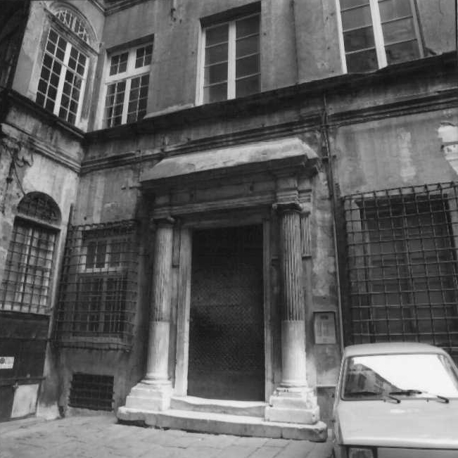 [Casa d'abitazione in piazza Pinelli, 2] (casa, d'abitazione) - Genova (GE)  (XIII)