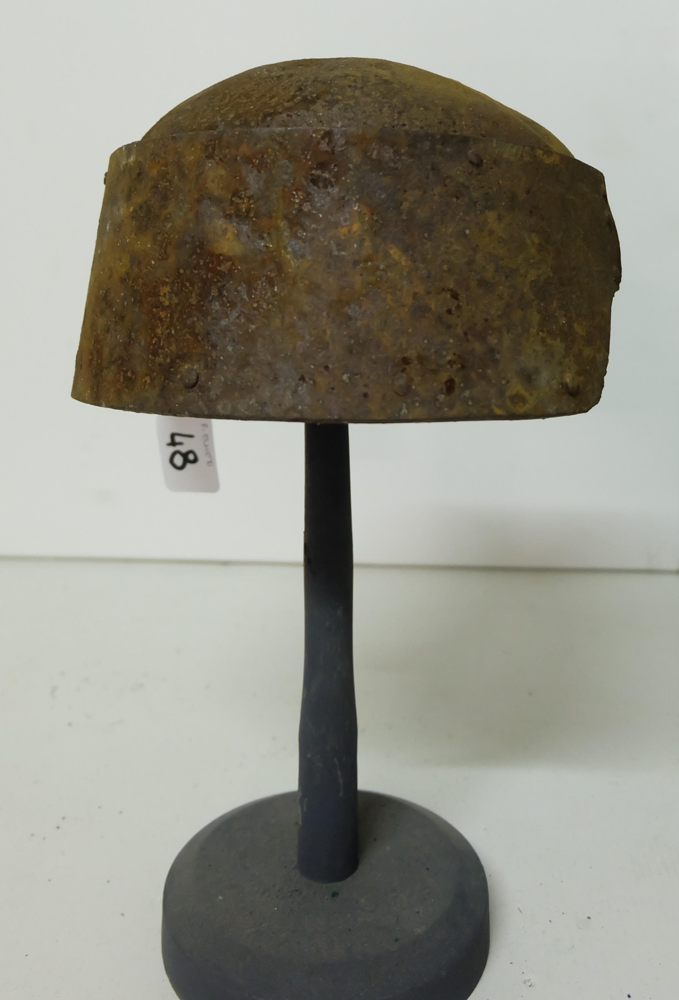 "Farina" ridotto, da trincea (elmetto, militare, da campo, maschile) (XX secolo)