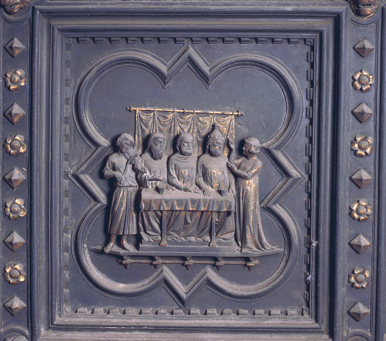banchetto di Erode (formella) di Andrea Pisano, Piero di Donato, Piero di Jacopo, Dini Lippo (sec. XIV)