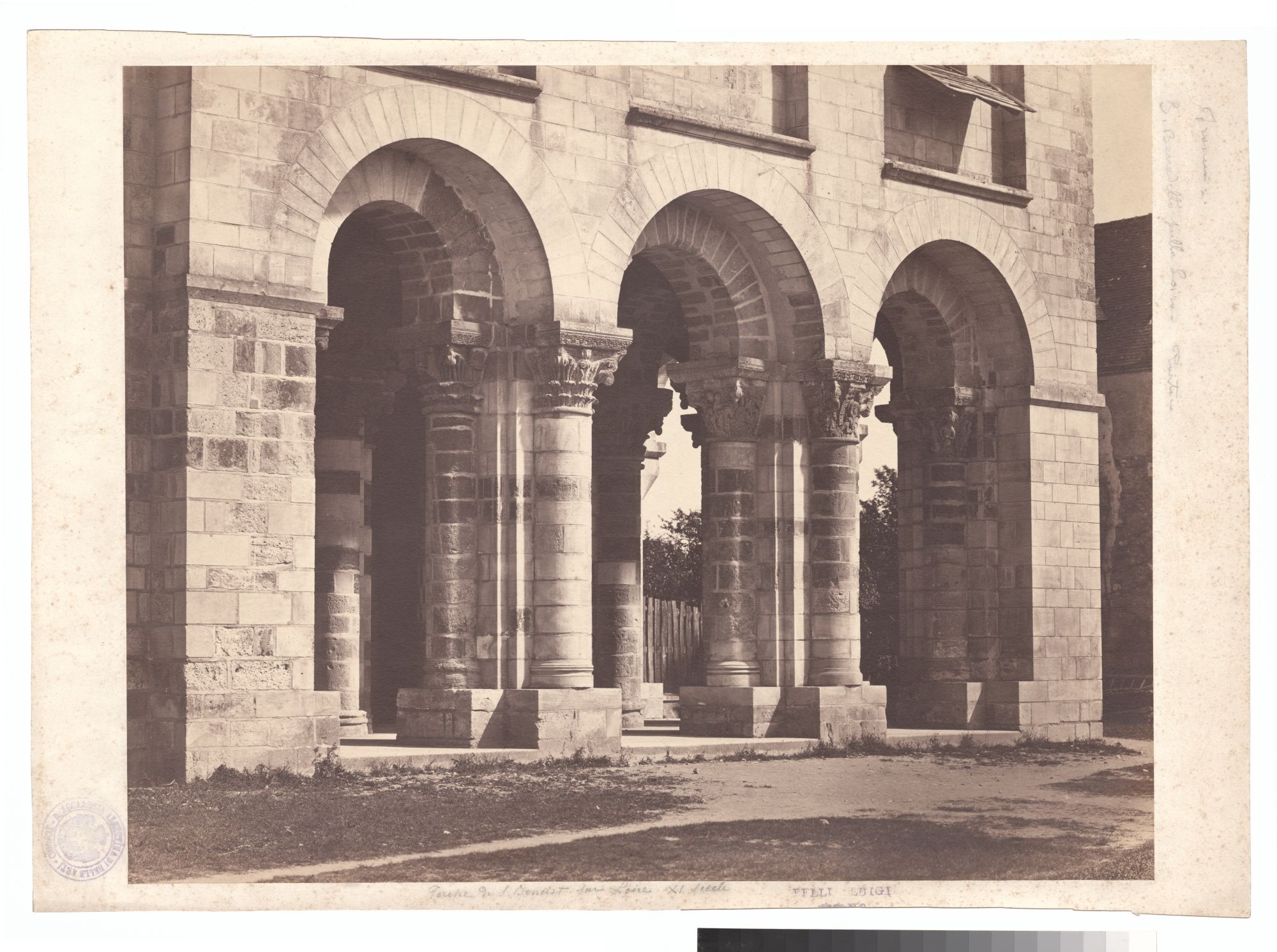 Bisson frères - Bisson, Louis-Auguste - Bisson, Auguste-Rosalie - Architettura romanica - Chiesa romanica - Edifici di culto cattolico - Abbazie - Portici (positivo) di Frères Bisson (metà XIX)