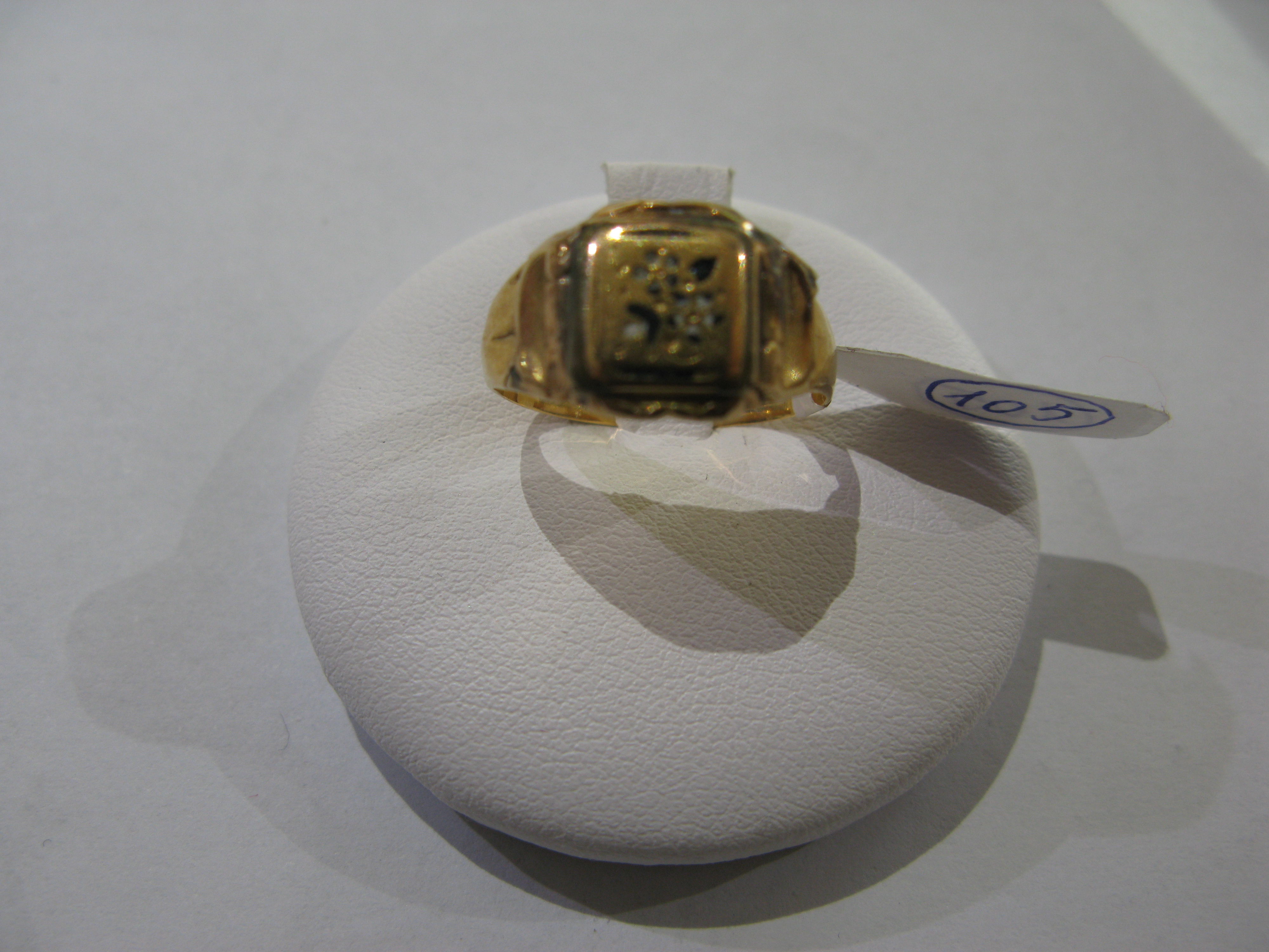 anello - a libro, opera isolata - bottega Italia meridionale (fine/ inizio XIX/ XX)