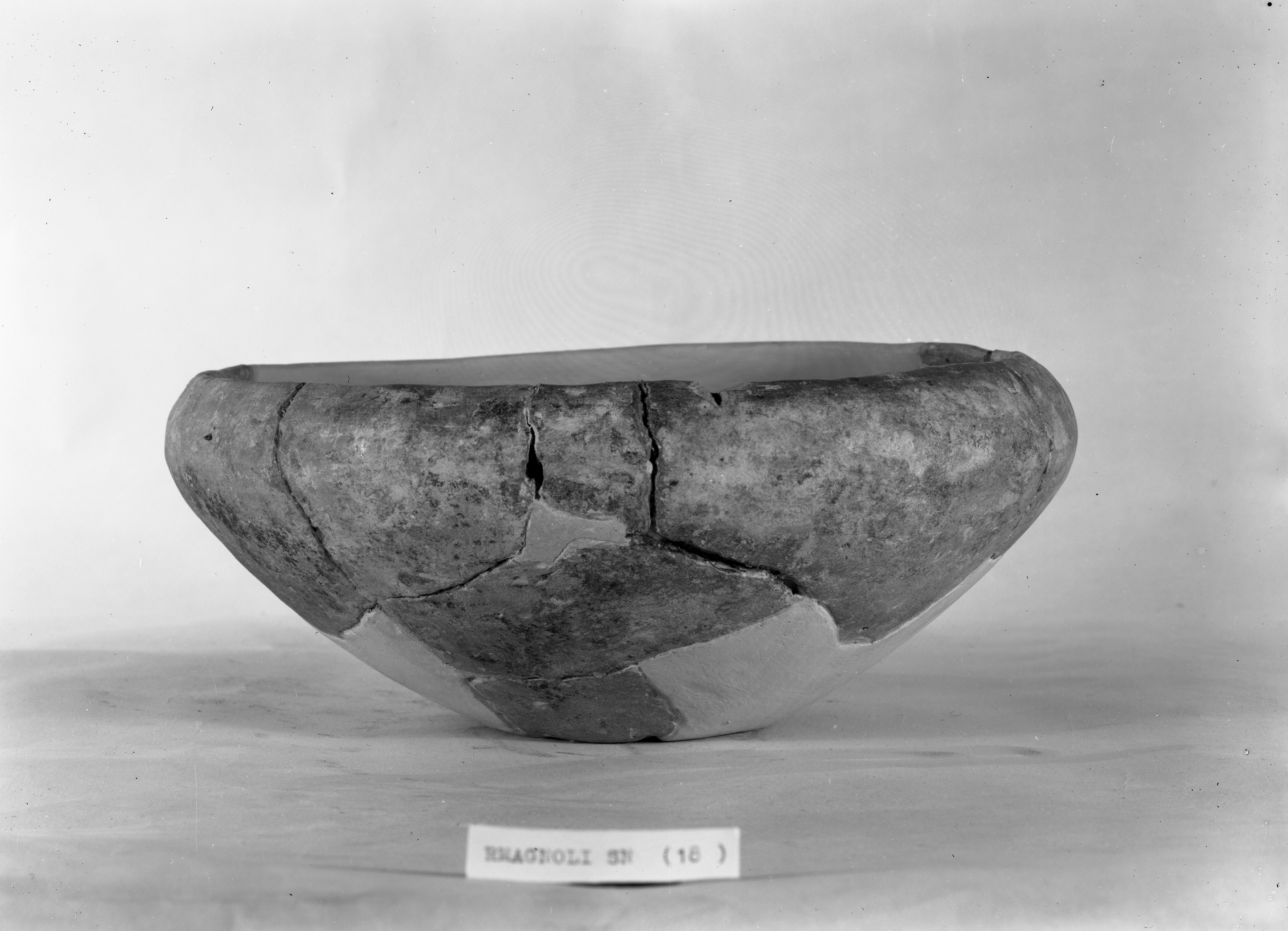 Materiale conservato presso Museo Civico (lastra) di Anonimo (seconda metà XX)