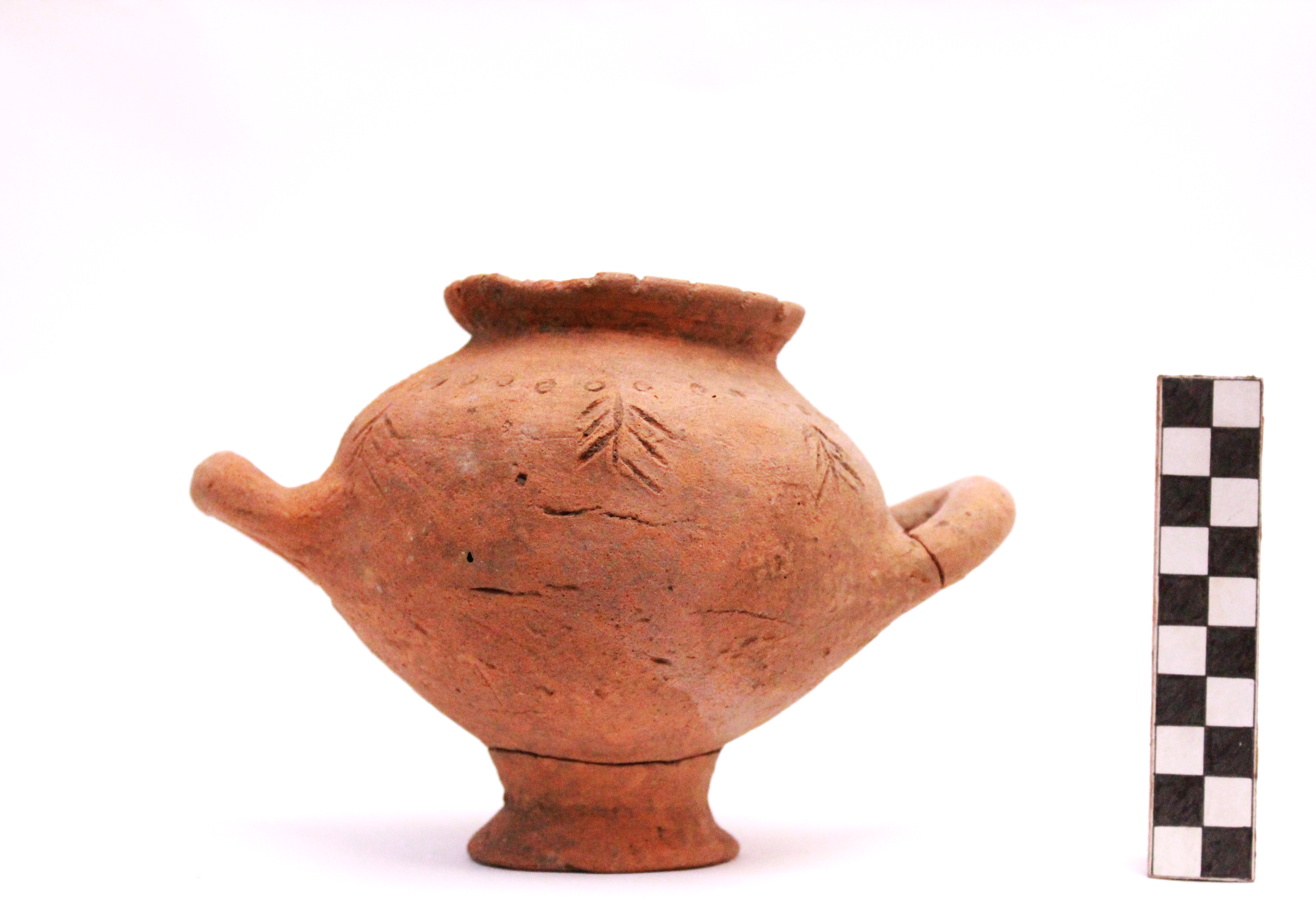 olla, su piede - area Nord-lucana (SECOLI/ ARCHI DI SECOLI/ VI - V a.C)