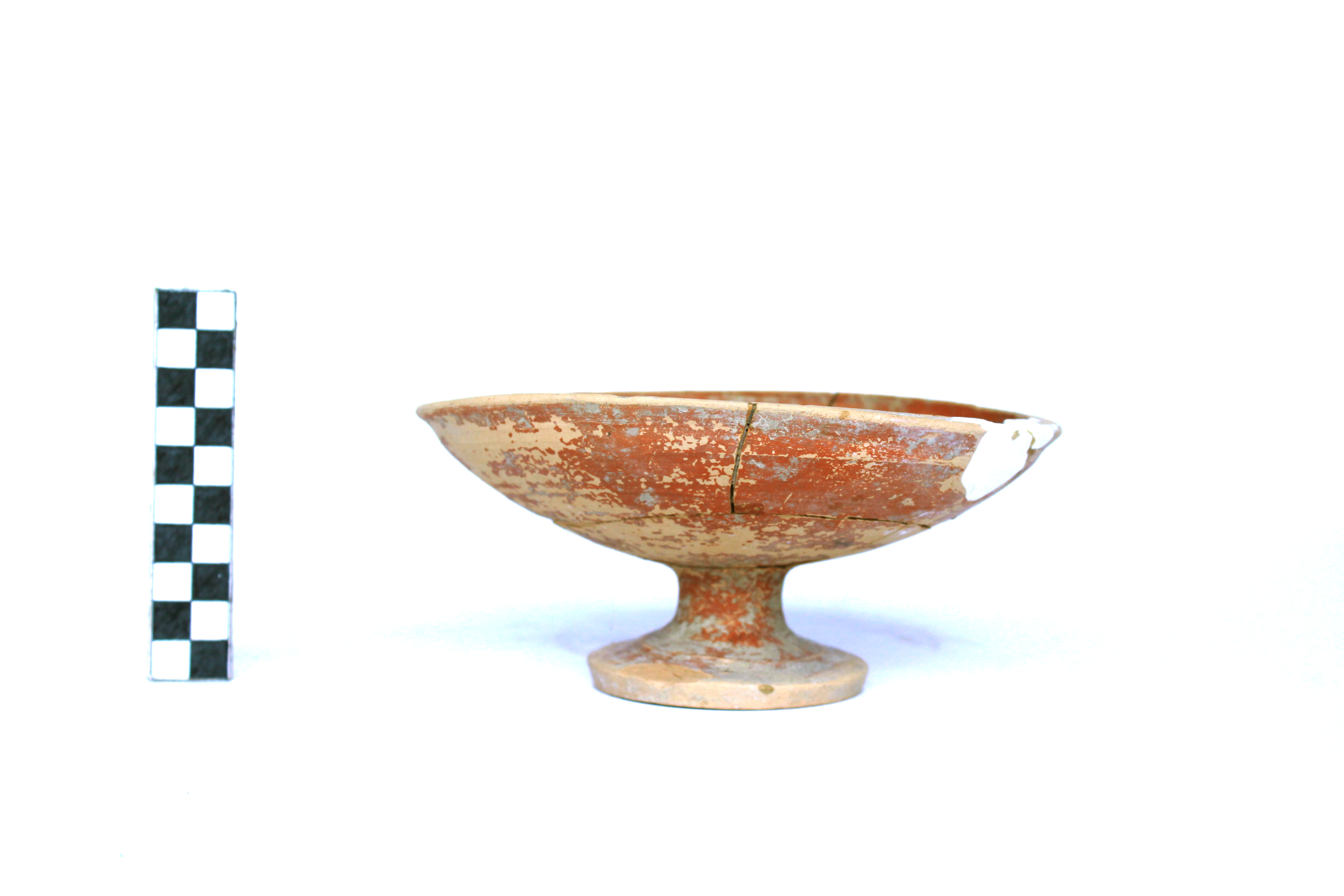 coppa, su alto piede - area Nord-lucana (SECOLI/ V a.C)