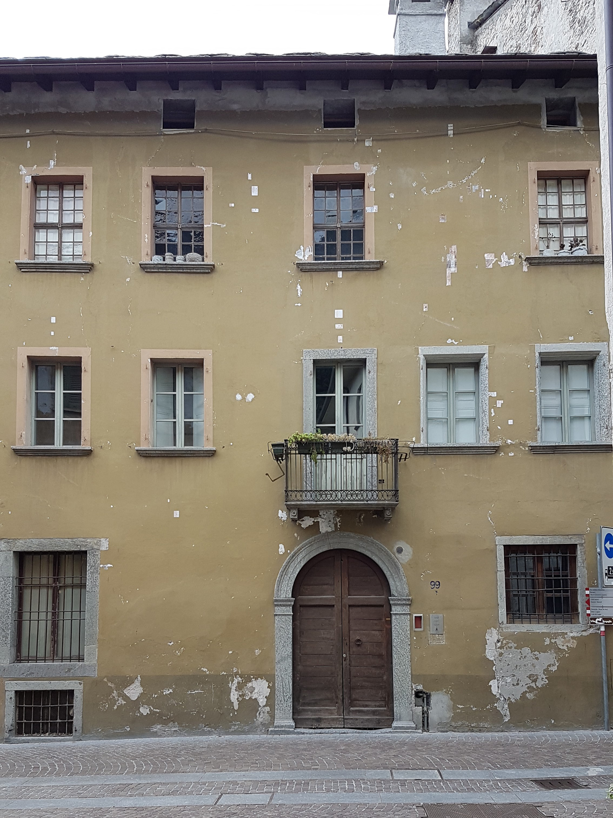 [Casa in via Dolzino, 99] (casa) - Chiavenna (SO)  (XVIII)