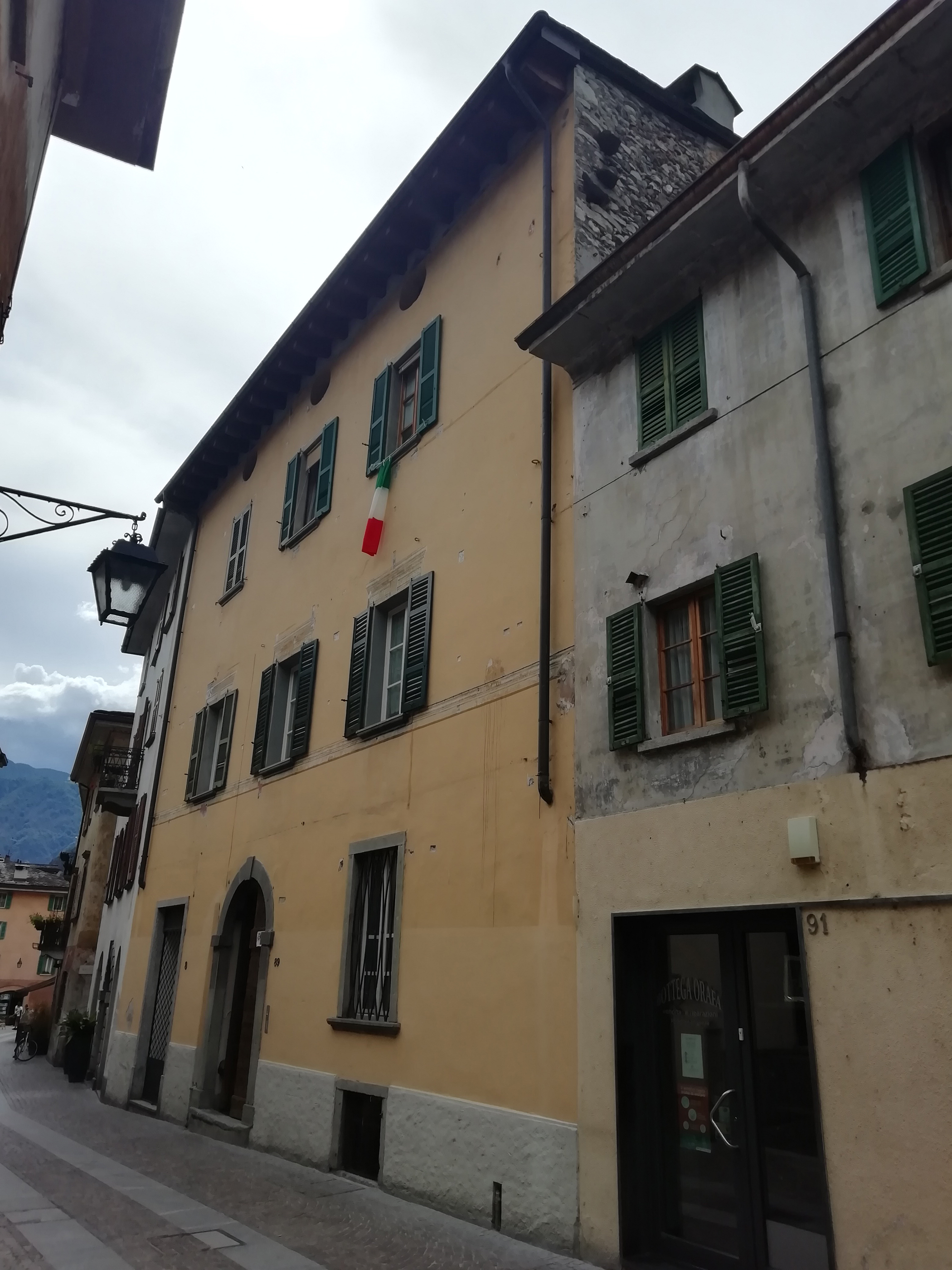 [Casa in via Dolzino, 87-89] (casa) - Chiavenna (SO)  (XVI, seconda metà; XIX; XX, inizio)