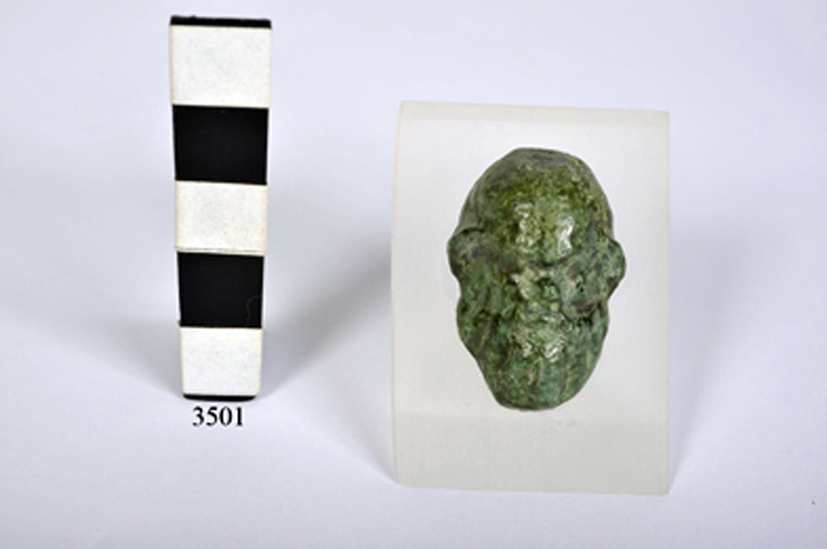 figura maschile (applique) (eta' non precisabile)