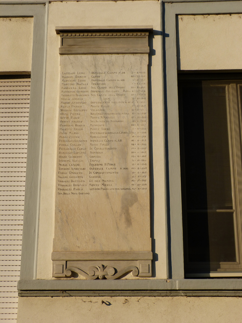 monumento ai caduti - a lapide, opera isolata - ambito italiano (secondo quarto sec. XX)