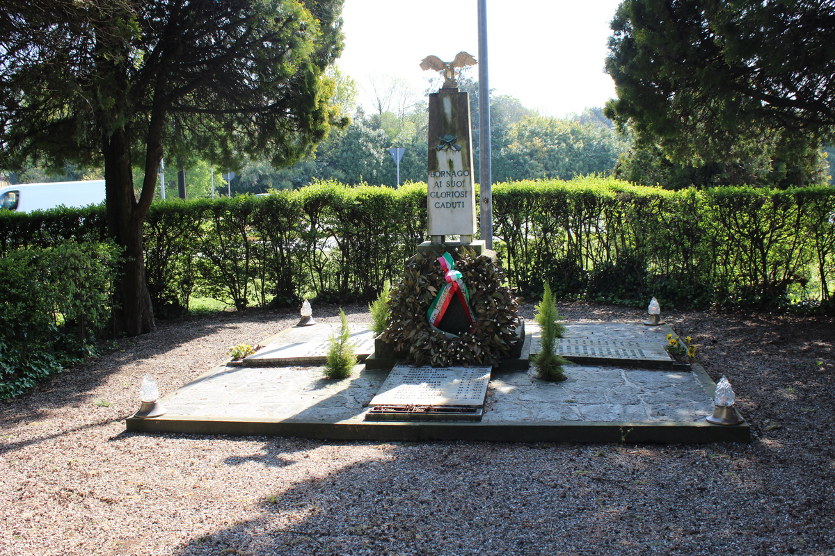 monumento ai caduti - ad obelisco, opera isolata - ambito italiano (prima metà sec. XX)