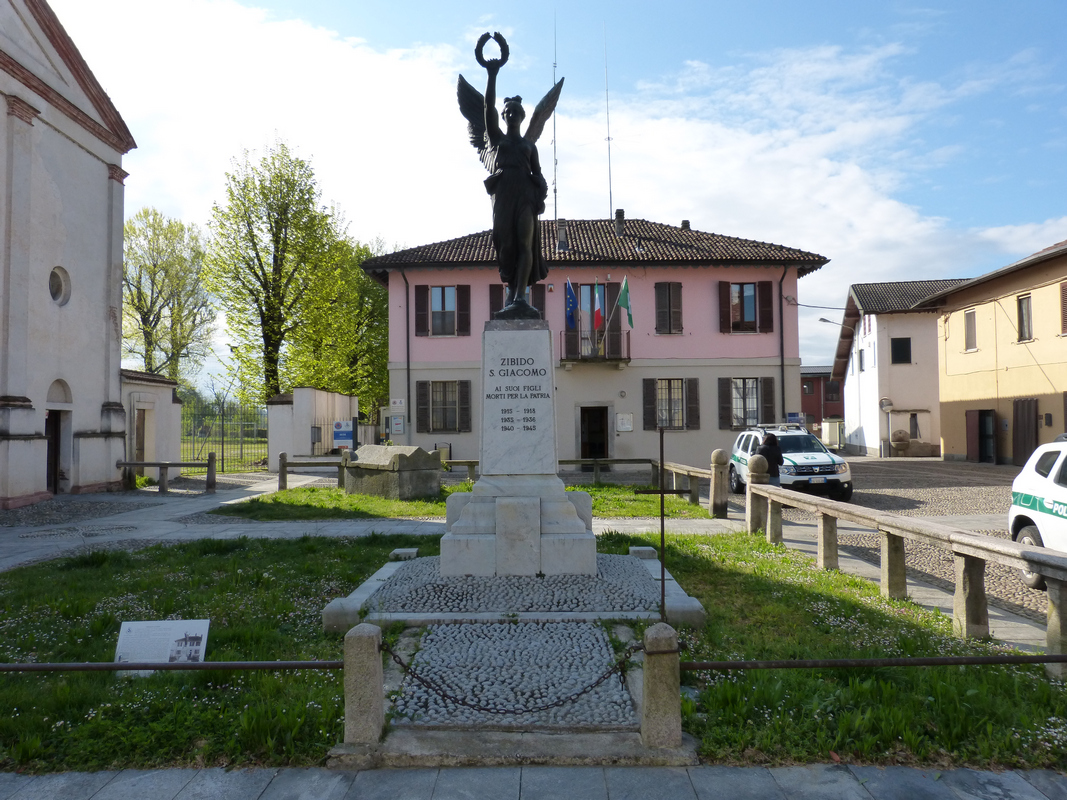 monumento ai caduti, opera isolata di Paoletti Delfo (attribuito) - ambito italiano (secondo quarto sec. XX)