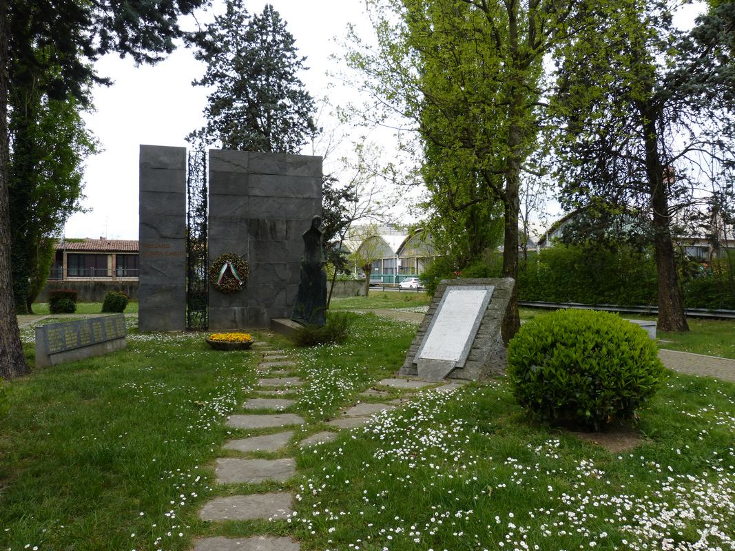monumento ai caduti, opera isolata - ambito italiano (seconda metà sec. XX)