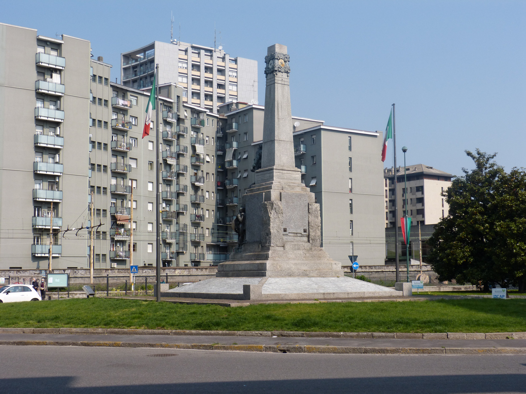 monumento ai caduti - ad obelisco, opera isolata di Anelli Gualtiero (attribuito) - ambito italiano (sec. XX)