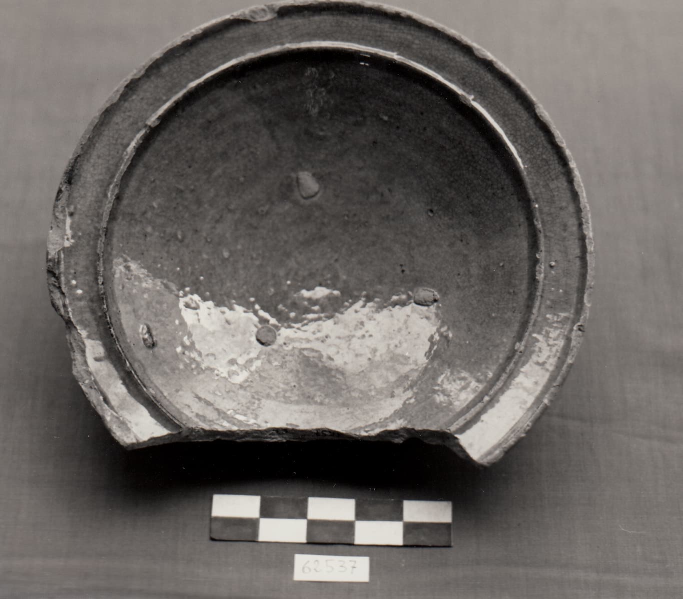 piatto - produzione savonese (XIII sec. d.C)