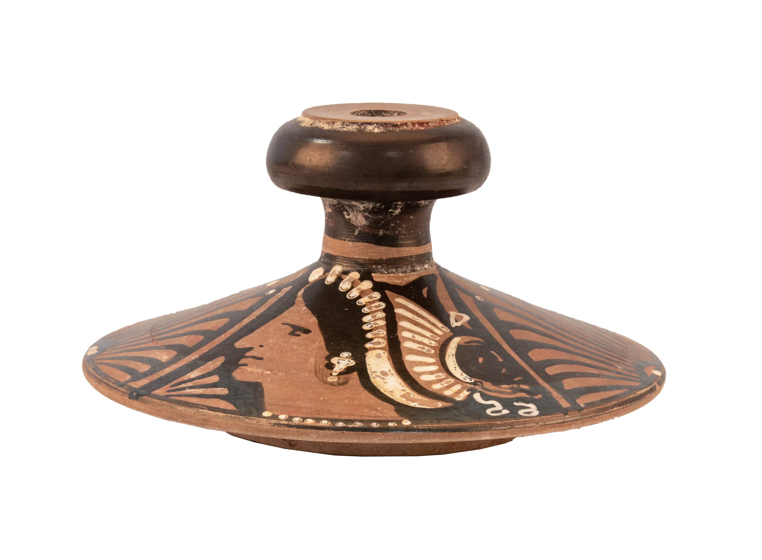 Figura femminile (coperchio) - Ambito apulo (seconda metà SECOLI/ IV a.C)