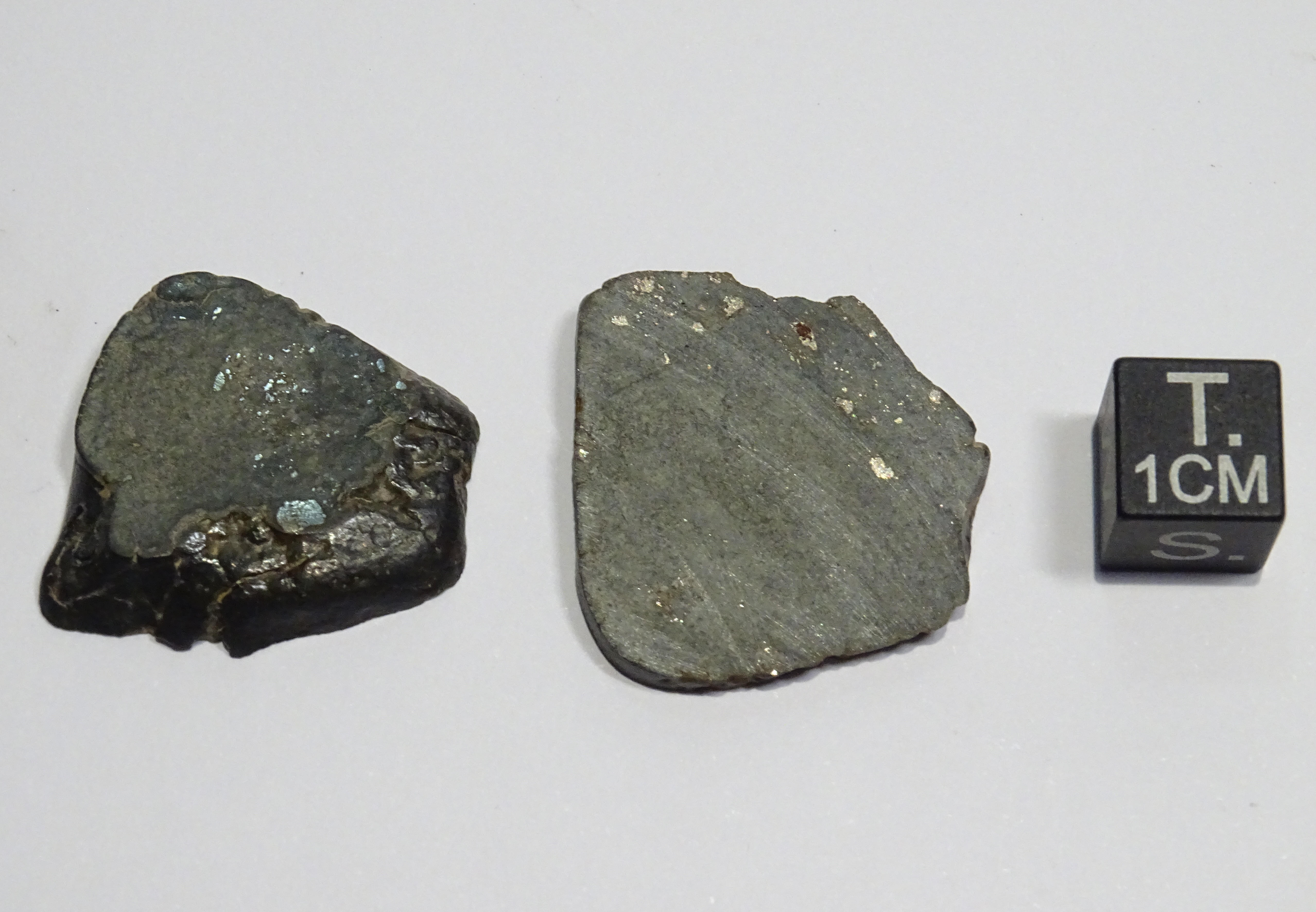 Meteorite/ Condrite ordinaria/ Northwest Africa 6684 (esemplare)