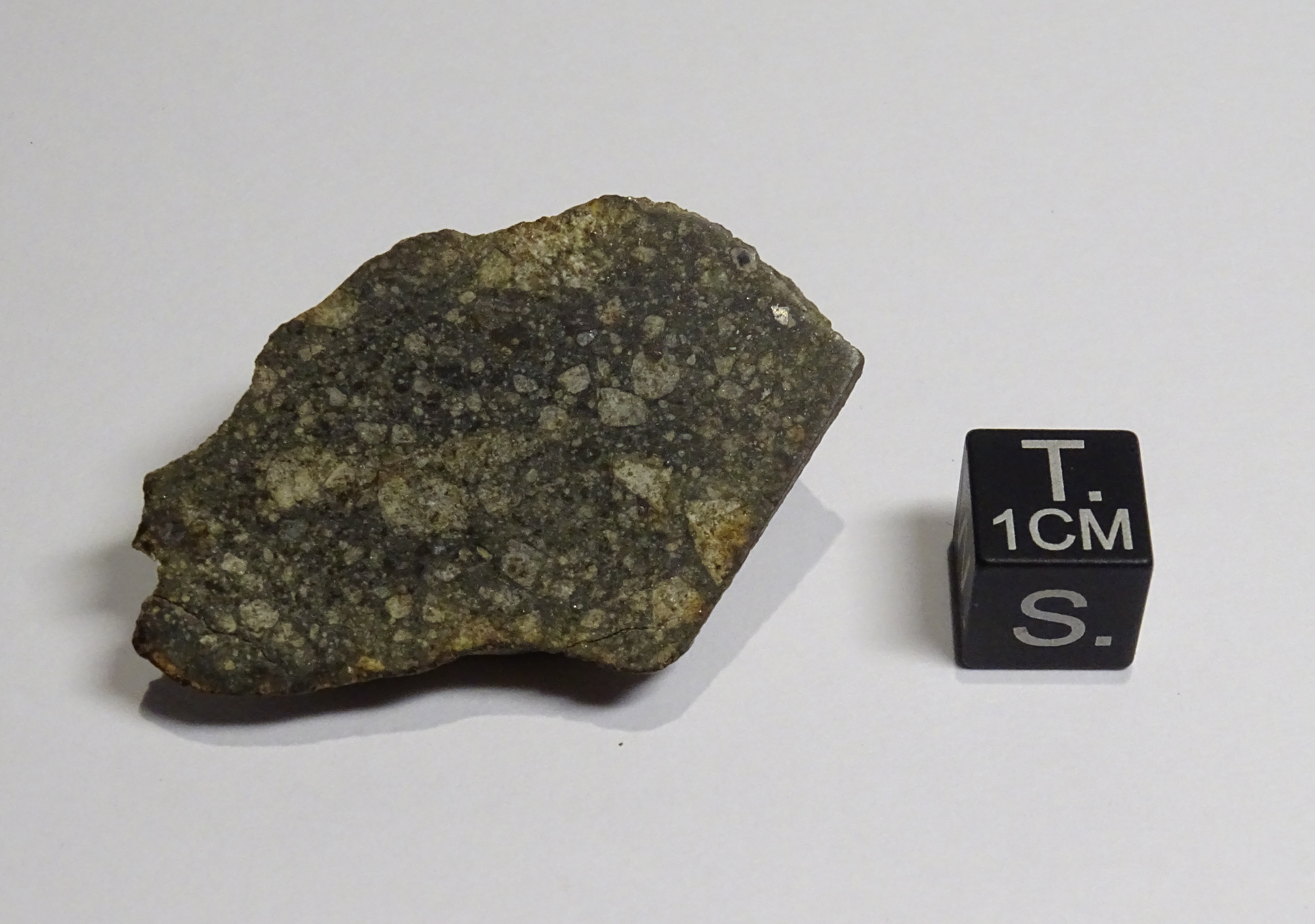 Meteorite/ Condrite ordinaria/ Northwest Africa 6678 (esemplare)