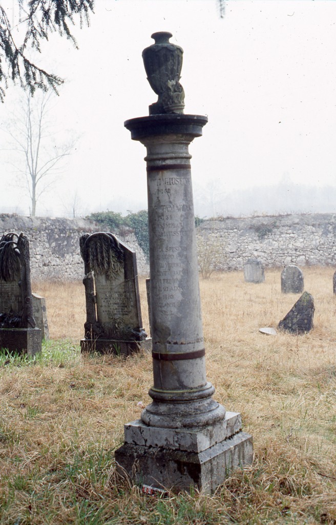 monumento funebre - a colonna - ambito ebraico (XIX)