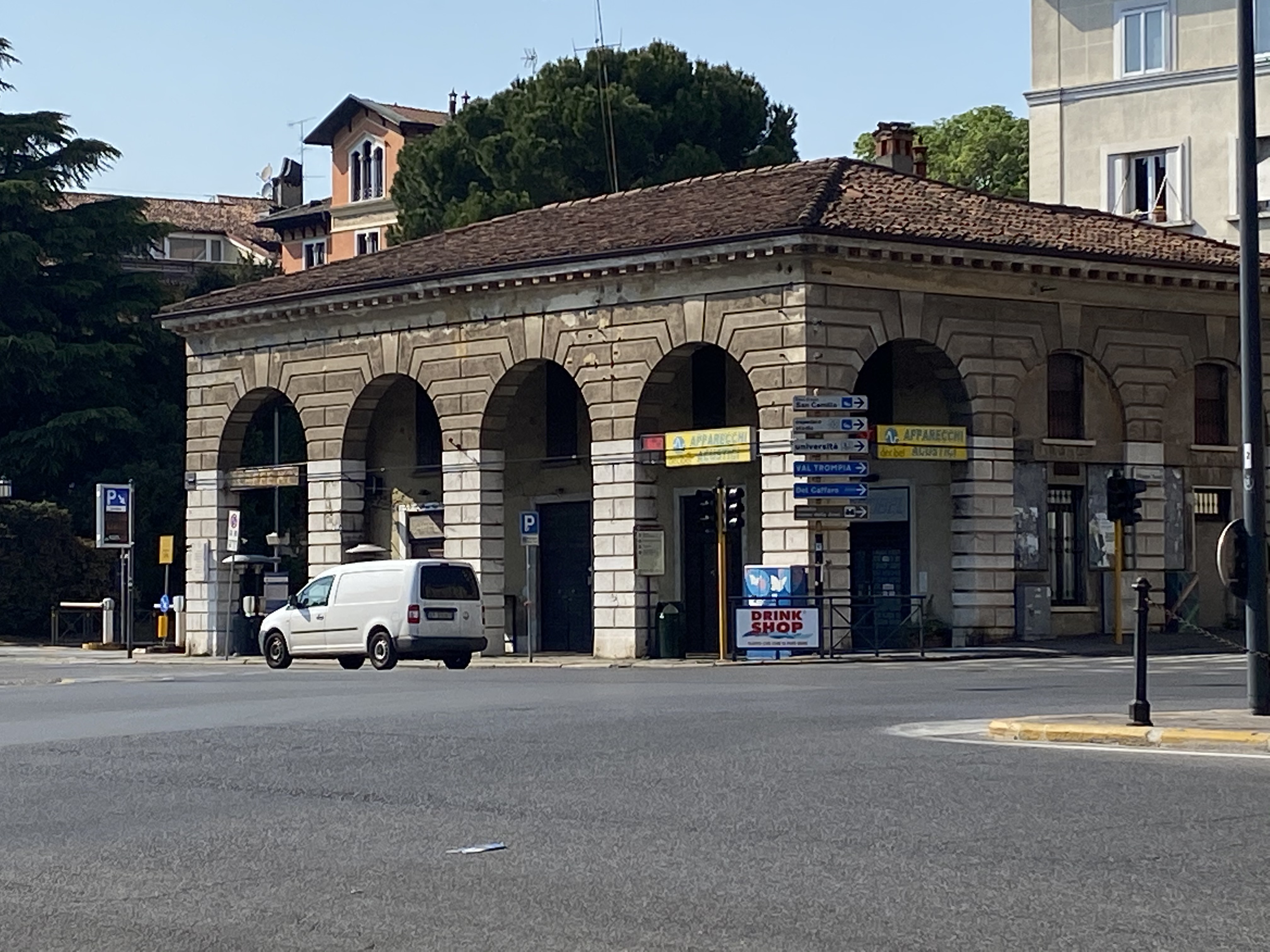 Casello Daziario di Piazzale Arnaldo, 1 (casa, in linea) - Brescia (BS)  (XIX)