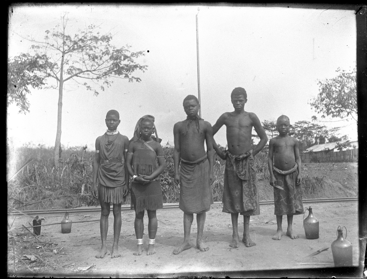 Paesi africani, Colonialismo, Compagnie coloniali; Sesti (negativo) di Giuseppe Carlo Sesti (fine/ inizio XIX-XX)