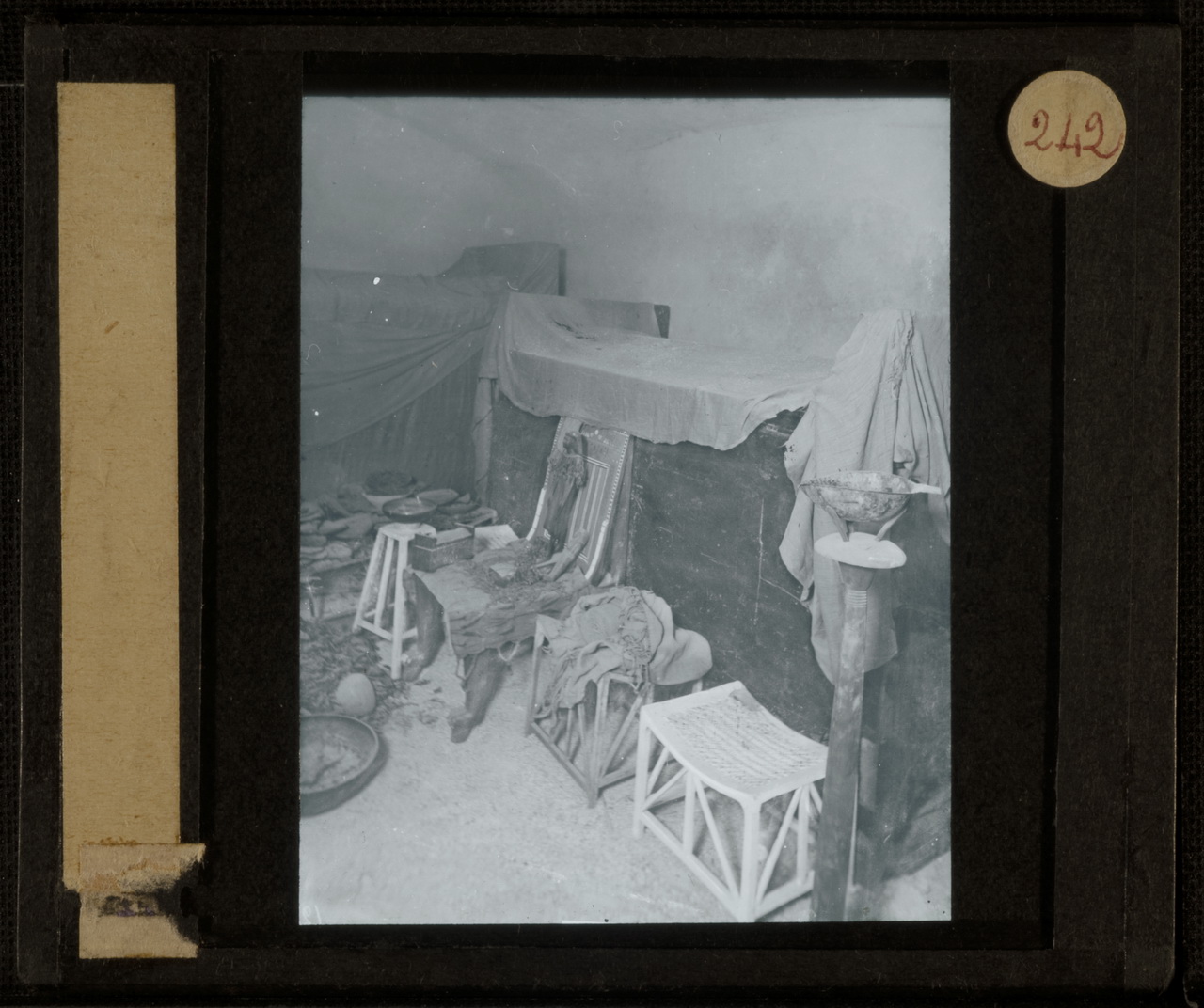 Marro, Scavi Egitto, Oggetti di scavo egizi, Arte egizia (positivo) di Marro, Giovanni (attribuito), Ballerini, Francesco (attribuito) (prima metà XX)