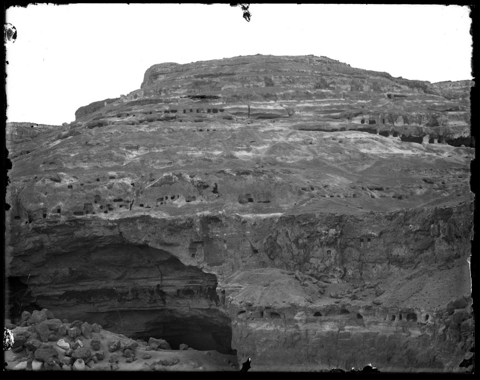 Spedizioni Archeologiche Italiane, Egittologia (negativo) di Marro, Giovanni (attribuito) - Missione Archeologia Italiana in Egitto (prima metà XX)