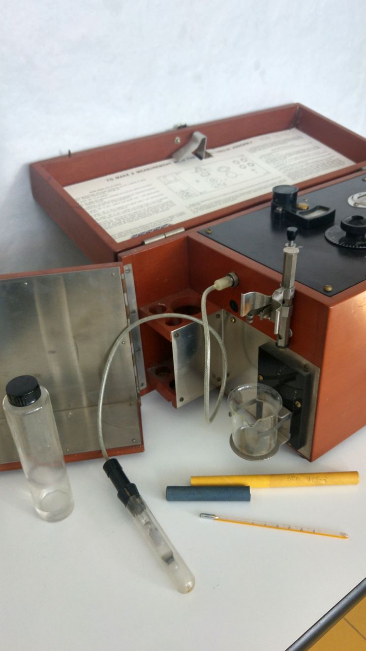 galvanometro, con elettrodi di Leeds & Northrup Co (XX)