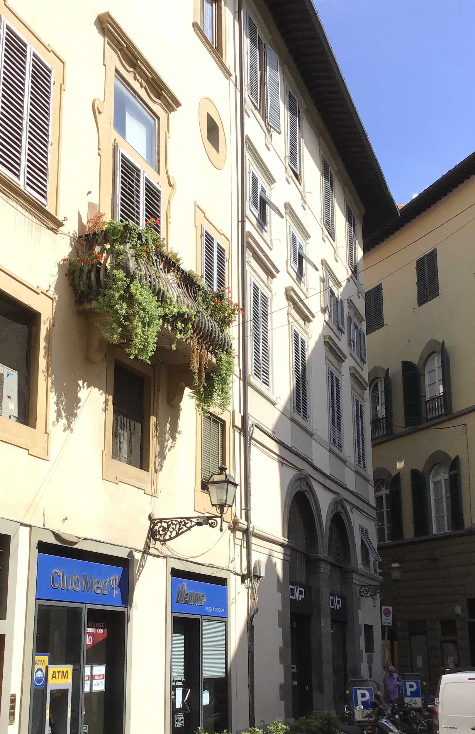 Porzione del Palazzo Viviani della Robbia (palazzo) - Firenze (FI) 