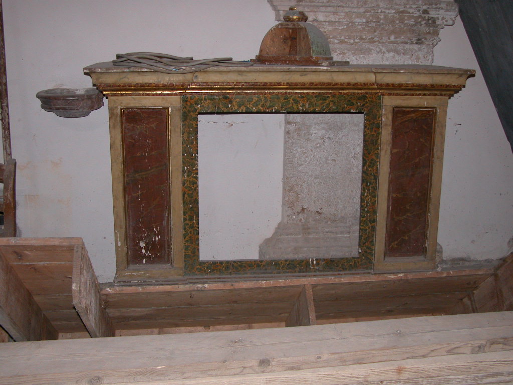 motivo decorativo a finto marmo (altare) - bottega siciliana (terzo quarto XIX)