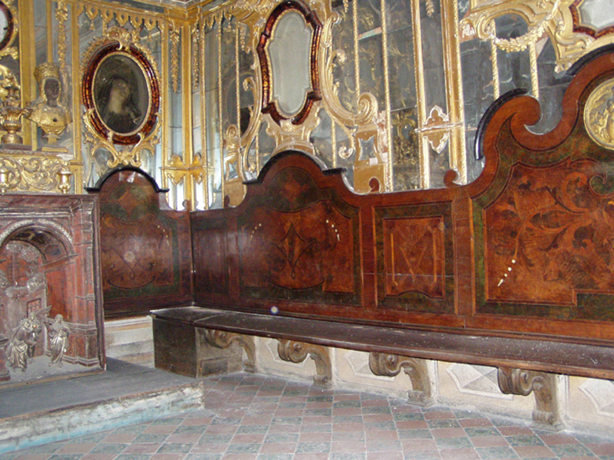 motivi decorativi fitomorfici (pancale da chiesa, elemento d'insieme) - ambito siciliano (terzo quarto XVIII)