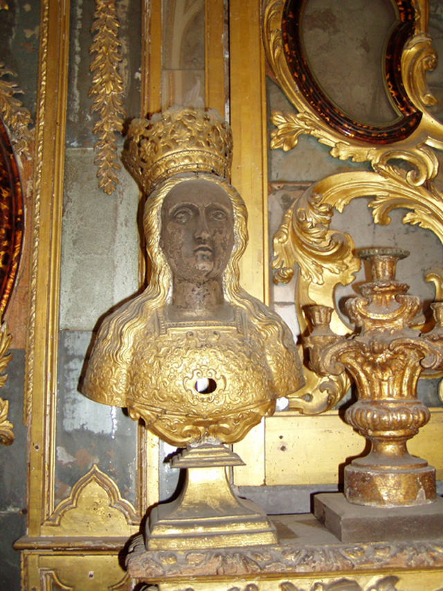 busto femminile con corona (scultura, serie) - ambito siciliano (terzo quarto XVIII)