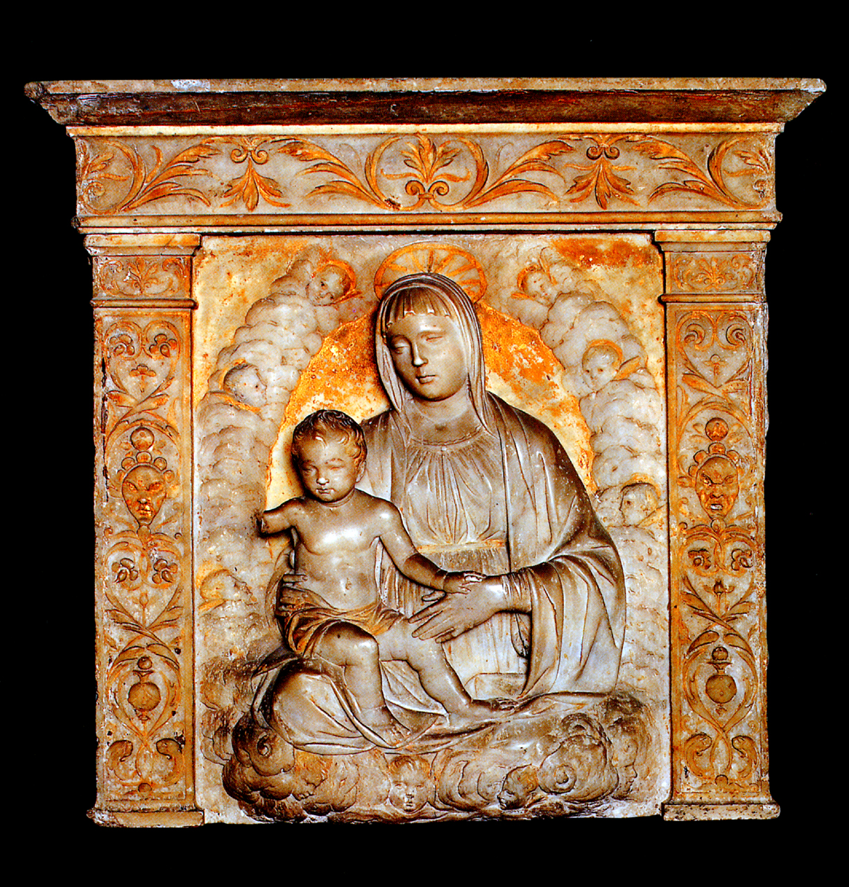 Madonna con in braccio il Bambino Benedicente (tabernacolo - a frontale architettonico, opera isolata) di Gagini (attribuito) - bottega Italia meridionale (primo quarto XVI)