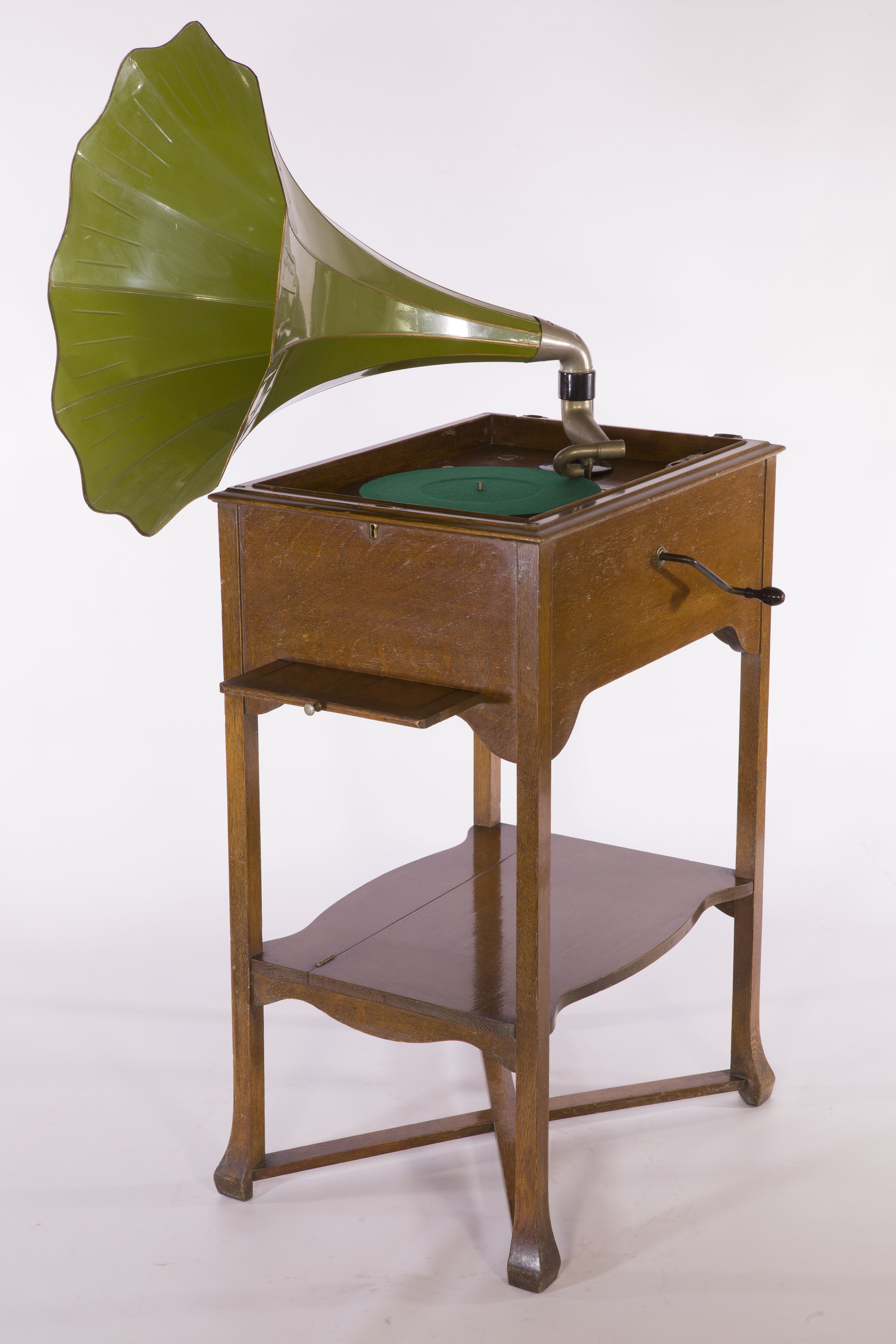 grammofono, cabinet di The Gramophone Co. Ltd (primo quarto XX)