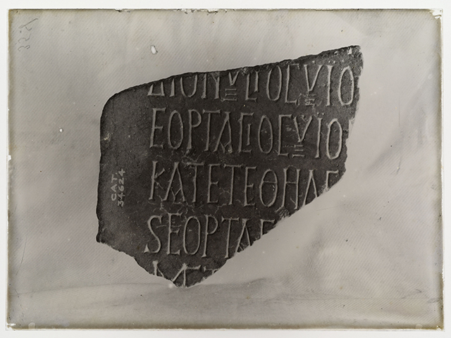 Catania - iscrizioni greche (negativo, serie) di Carta, Rosario (primo quarto XX)