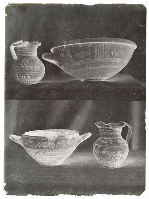 Catania - Militello - ceramica indigena a decorazione geometrica (negativo, serie) di Carta, Rosario (fine/ inizio XIX-XX)