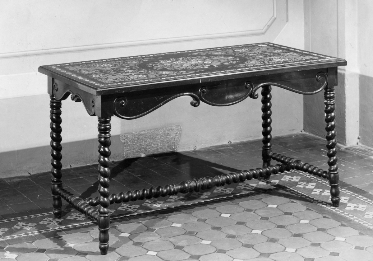 tavolo, serie di Falcini Luigi (sec. XIX)