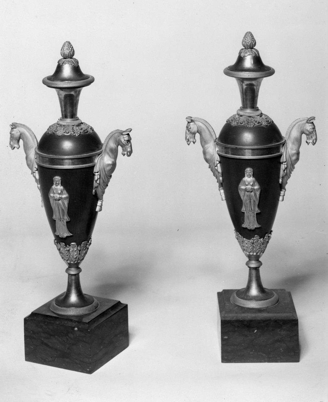 vaso, serie - manifattura francese (sec. XIX)