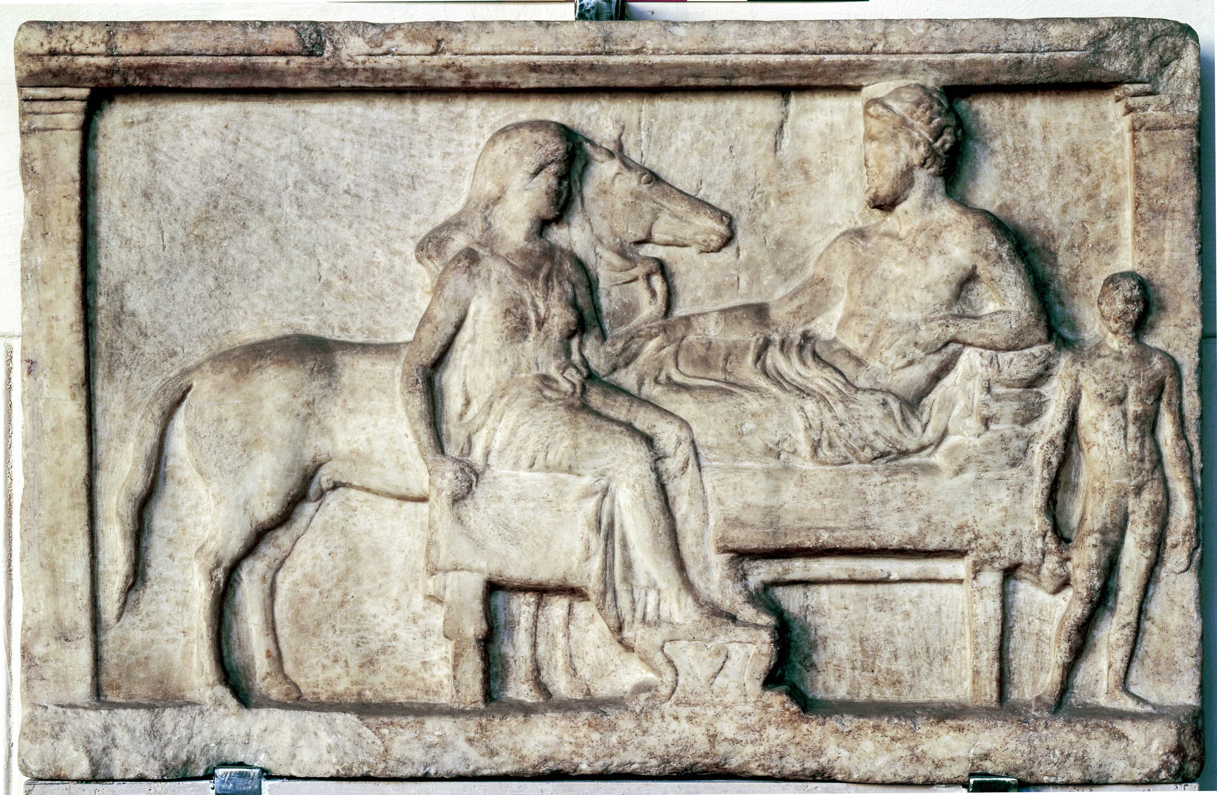 rilievo/ funerario, Rilievo con rappresentazione di banchetto funebre (inizio SECOLI/ IV a.C)