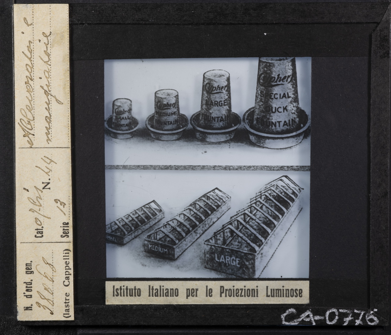 Contenitori - Acqua - Mangimi (positivo) di Istituto Italiano per le Proiezioni Luminose (XX)